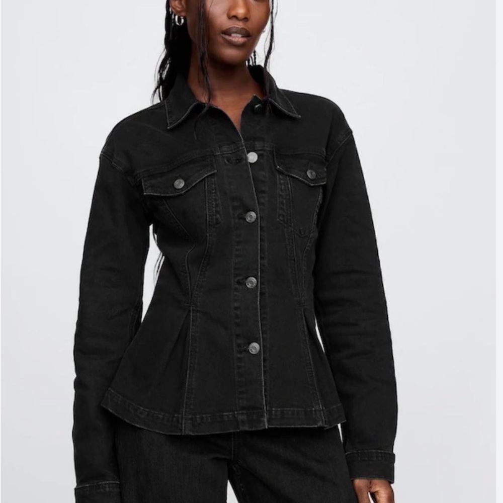 NWT Gap Denim Jacket - Black